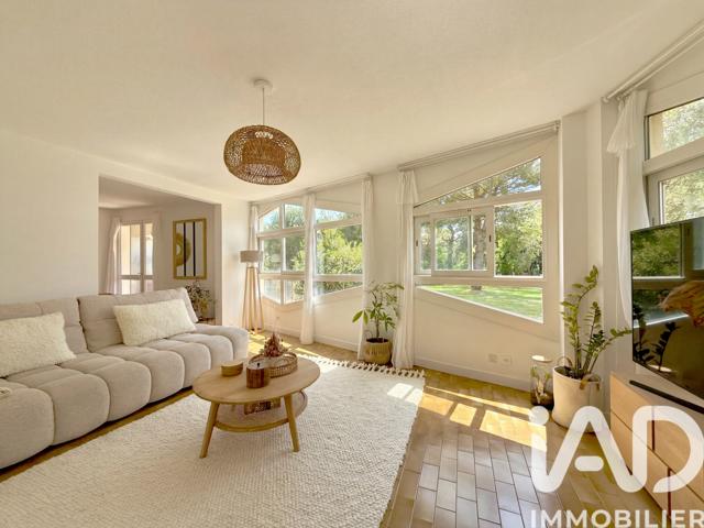 Vente  Appartement T2  de 67 m² à La Valette du Var 332 000 euros Réf: SFN-2009342