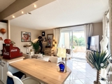 Vente  Appartement F3  de 67 m² à Fréjus 345 000 euros