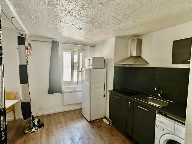 Vente  Studio de 23 m² à Toulon 65 000 euros Réf: SFN-2011439