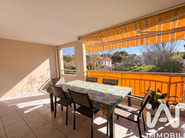 Vente  Appartement F2  de 49 m² à Six-Fours 285 000 euros Réf: SFN-2014244