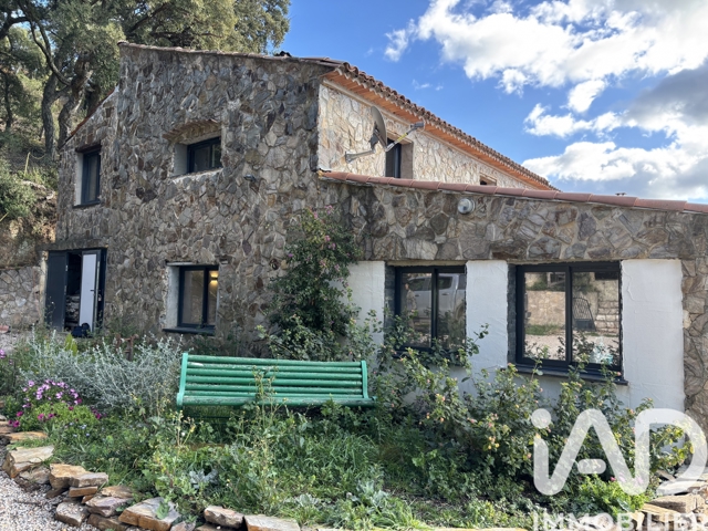 Vente  Maison de 270 m² à Puget Ville 499 000 euros Réf: SFN-2014364