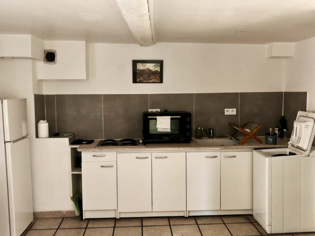 Vente  Appartement T2  de 37 m² à Toulon 83 000 euros Réf: SFN-2015829
