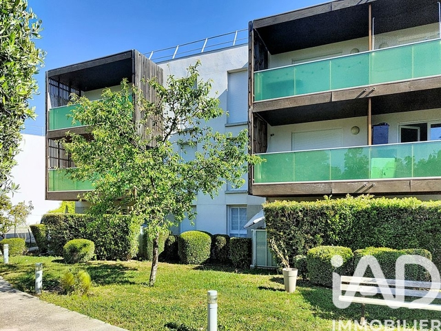 Vente  Appartement F2  de 49 m² à Toulon 175 000 euros Réf: SFN-2003758