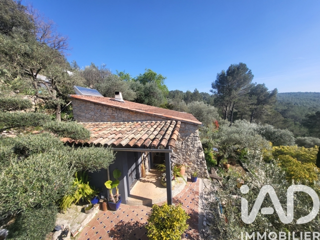 Vente  Maison de 20 m² à Cuers 330 000 euros Réf: SFN-2014750