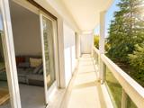 Vente  Appartement T2  de 51 m² à Hyères 249 800 euros