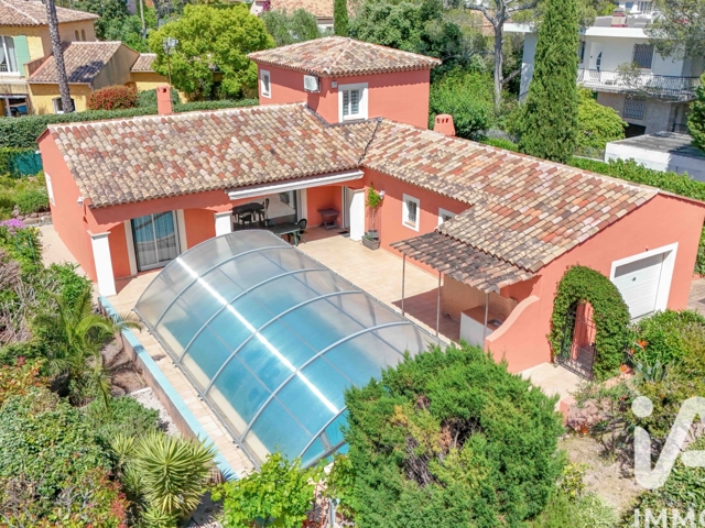 Vente  Maison de 143 m² à Saint Raphaël 800 000 euros Réf: SFN-2017506
