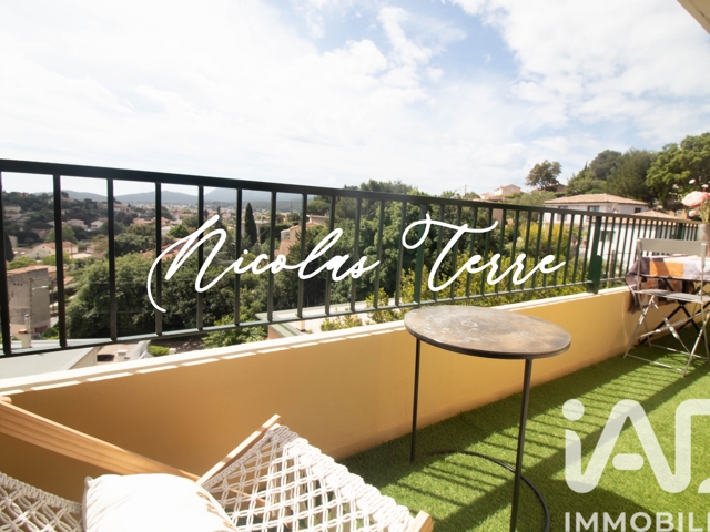 Vente  Appartement F2  de 49 m² à Six-Fours 210 000 euros Réf: SFN-2019126