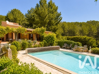 Vente  Maison de 215 m² à Bandol 1 045 000 euros Réf: SFN-2020504