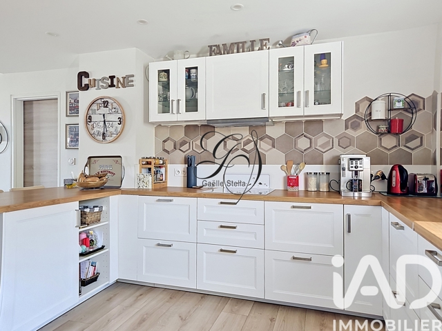 Vente  Appartement T4  de 74 m² à La Garde 299 000 euros Réf: SFN-2026653