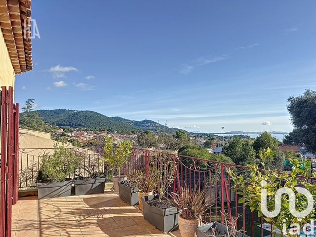Vente  Maison de 258 m² à Carqueiranne 1 190 000 euros Réf: SFN-2024453