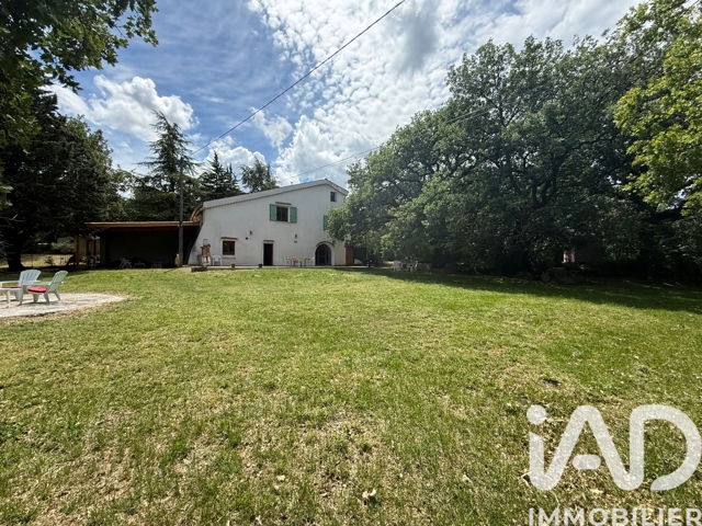 Vente  Maison de 326 m² à Rians 830 000 euros Réf: SFN-2022217