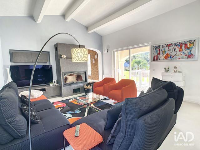 Vente  Maison de 187 m² au Muy 1 750 000 euros Réf: SFN-2024480