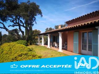 Vente  Maison de 153 m² à Pierrefeu du Var 739 000 euros