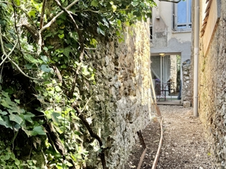 Vente  Appartement F3  de 60 m² à Gonfaron 79 000 euros Réf: SFN-2030866