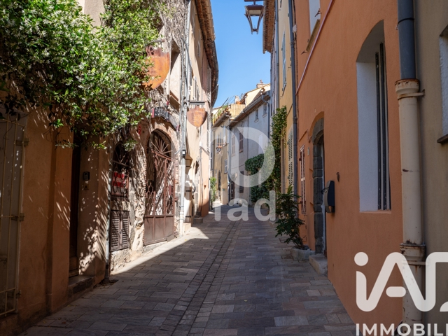 Vente  Maison de 82 m² à Grimaud 495 000 euros Réf: SFN-2023429