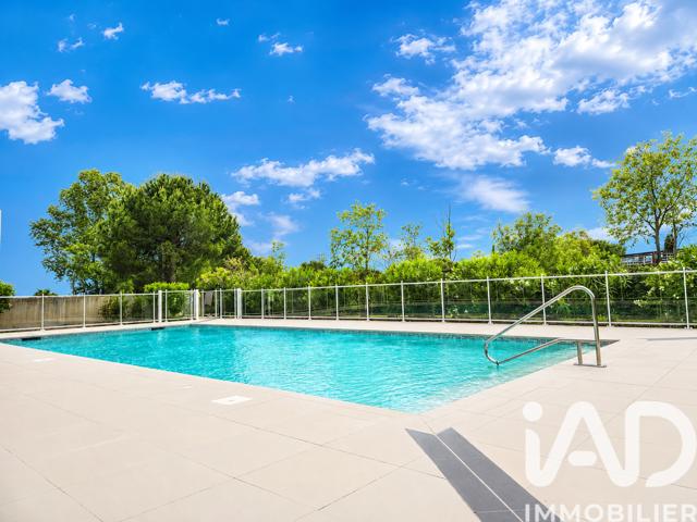 Vente  Appartement F3  de 69 m² à Fréjus 369 000 euros Réf: SFN-2034266