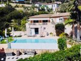 Vente  Maison de 191 m² à Sanary 995 000 euros