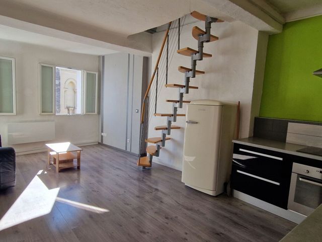Vente  Appartement F2  de 36 m² à Draguignan 76 000 euros Réf: SFN-1775389