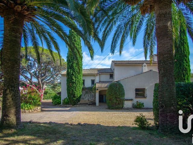 Vente  Maison de 237 m² à Fréjus 529 000 euros Réf: SFN-1818986