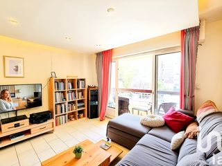 Vente  Appartement T3  de 65 m² à Toulon 145 000 euros Réf: SFN-1842695