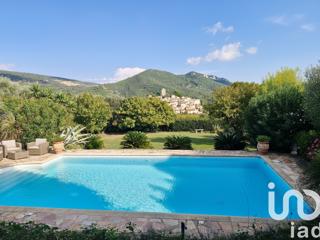 Vente  Maison de 126 m² au Revest les Eaux 695 000 euros