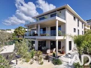 Vente  Maison de 370 m² à Bandol 3 440 000 euros Réf: SFN-1896569