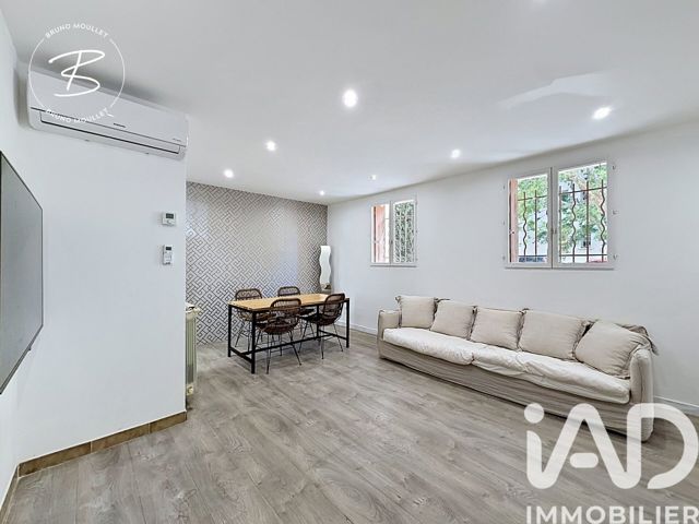 Vente  Appartement T3  de 54 m² à Toulon 165 000 euros Réf: SFN-1898610