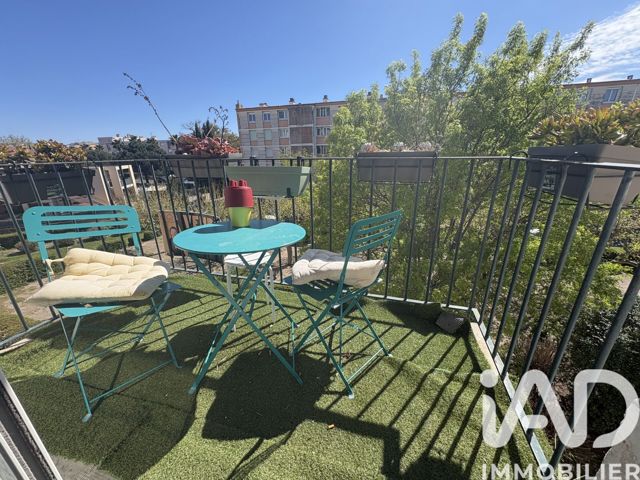 Vente  Appartement F5  de 77 m² à Fréjus 199 500 euros Réf: SFN-1913260