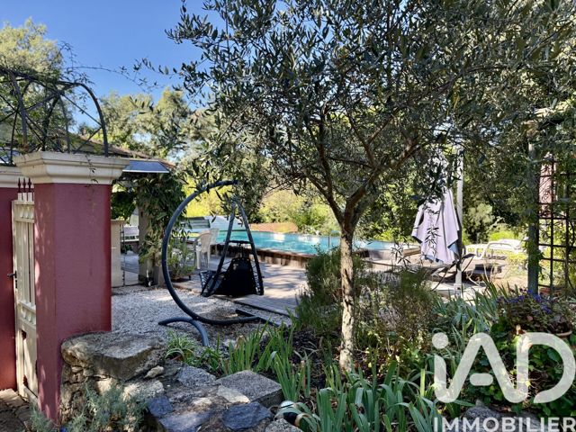 Vente  Maison de 280 m² à La Garde Freinet 870 000 euros Réf: SFN-1918210