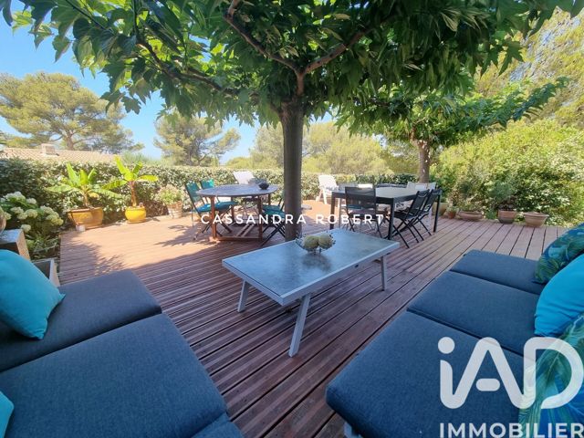 Vente  Appartement F2  de 45 m² à Sanary 399 000 euros Réf: SFN-1923943