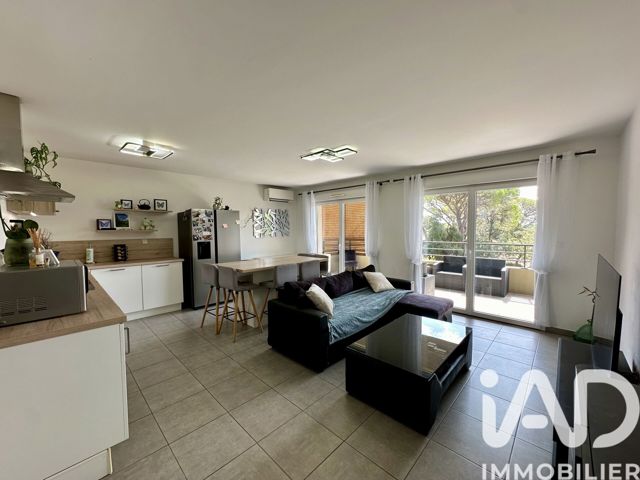 Vente  Appartement F3  de 67 m² à Fréjus 290 000 euros Réf: SFN-1926076