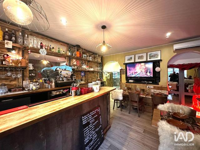 Vente  Local commercial de 70 m² à Roquebrune sur Argens 190 000 euros Réf: SFN-1927403