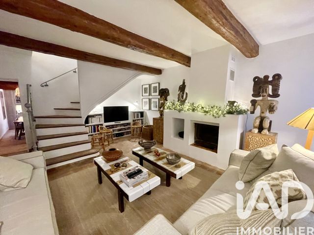 Vente  Maison de 120 m² à La Garde Freinet 590 000 euros Réf: SFN-1933492