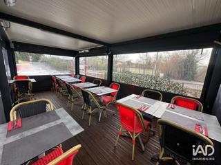 Vente  Local commercial de 51 m² à Vidauban 220 500 euros