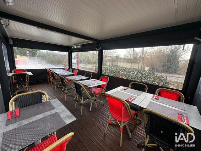 Vente  Local commercial de 51 m² à Vidauban 220 500 euros Réf: SFN-1937412