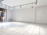 Vente  Local commercial de 139 m² à Fréjus 370 000 euros
