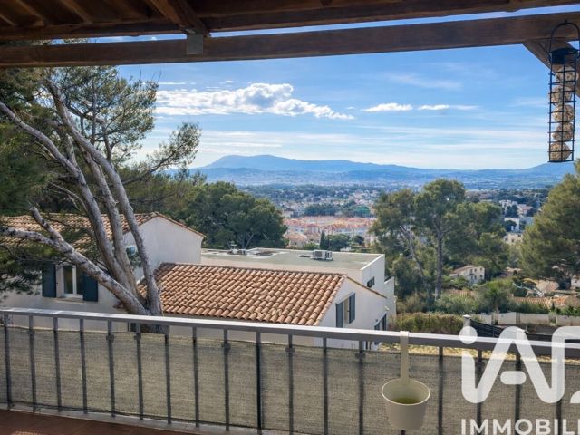Vente  Appartement F4  de 70 m² à Toulon 195 000 euros Réf: SFN-1944514