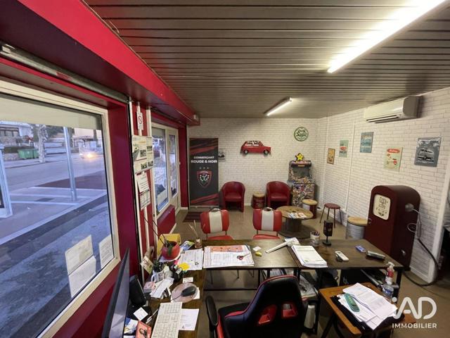 Vente  Local commercial de 54 m² à Toulon 27 000 euros Réf: SFN-1941542