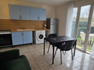 Vente  Appartement T2  de 33 m² à Rougiers 124 900 euros