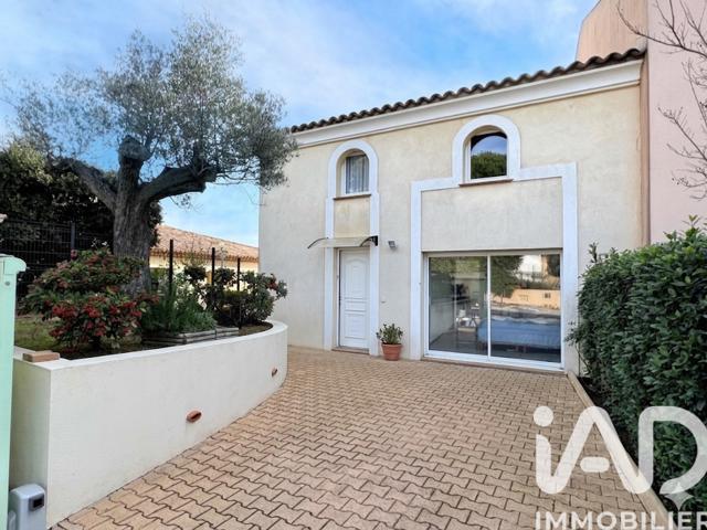 Vente  Maison de 132 m² à Sainte Maxime 589 000 euros Réf: SFN-1945364