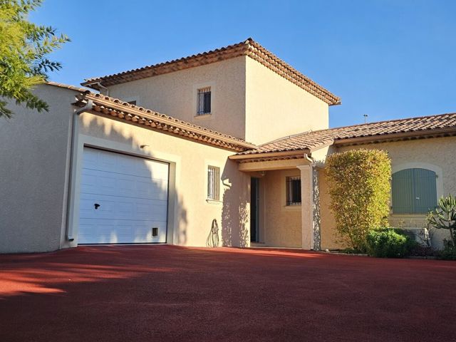 Vente  Maison de 128 m² à Saint Raphaël 795 000 euros Réf: SFN-1951559