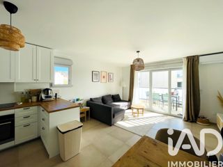 Vente  Appartement T3  de 71 m² à Hyères 359 000 euros