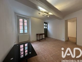 Vente  Appartement F2  de 27 m² à Hyères 99 990 euros