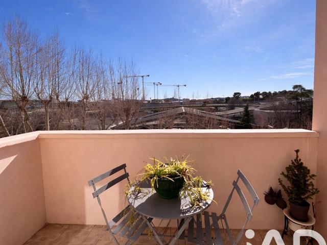 Vente  Appartement F3  de 58 m² à Toulon 170 000 euros Réf: SFN-1958906