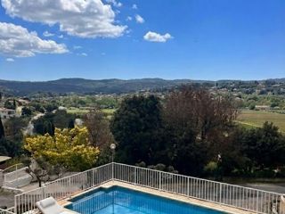 Vente  Maison de 162 m² à Carcès 447 000 euros