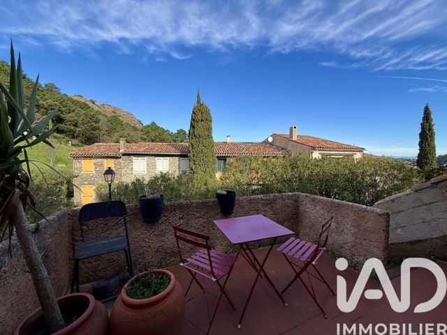 Vente  Maison de 74 m² à La Garde Freinet 350 000 euros Réf: SFN-1959160