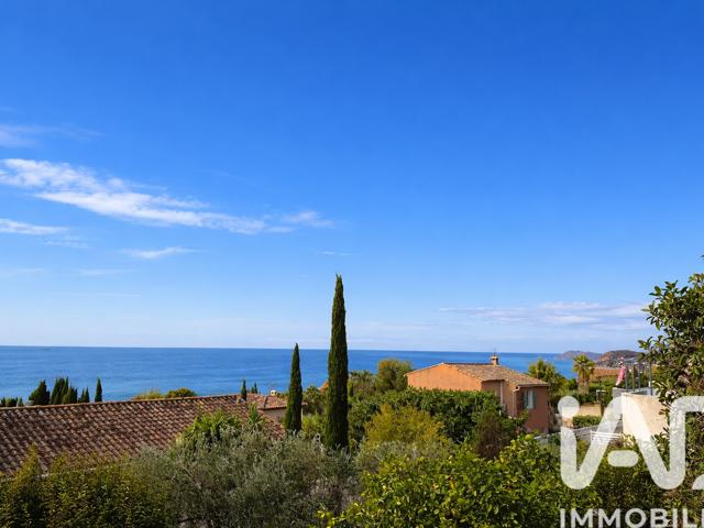 Vente  Maison de 106 m² à Carqueiranne 550 000 euros Réf: SFN-1932118