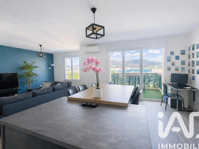 Vente  Appartement F3  de 65 m² à La Seyne 285 000 euros Réf: SFN-1964518