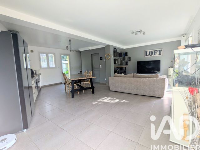 Vente  Maison de 82 m² à La Seyne 399 000 euros Réf: SFN-1966634