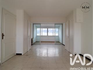 Vente  Appartement T2  de 57 m² à Toulon 211 000 euros